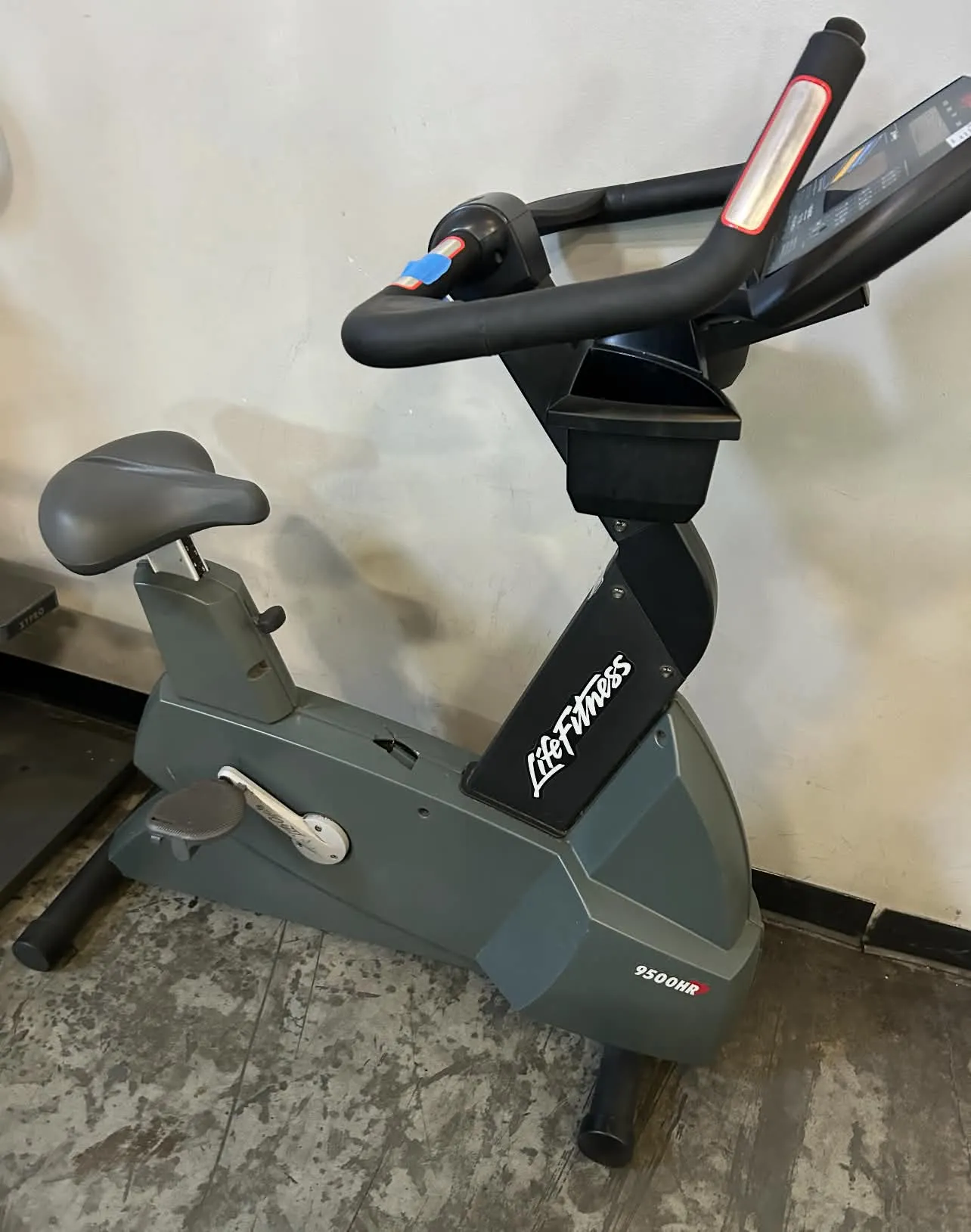 Life Fitness 9500HR upright bike repair